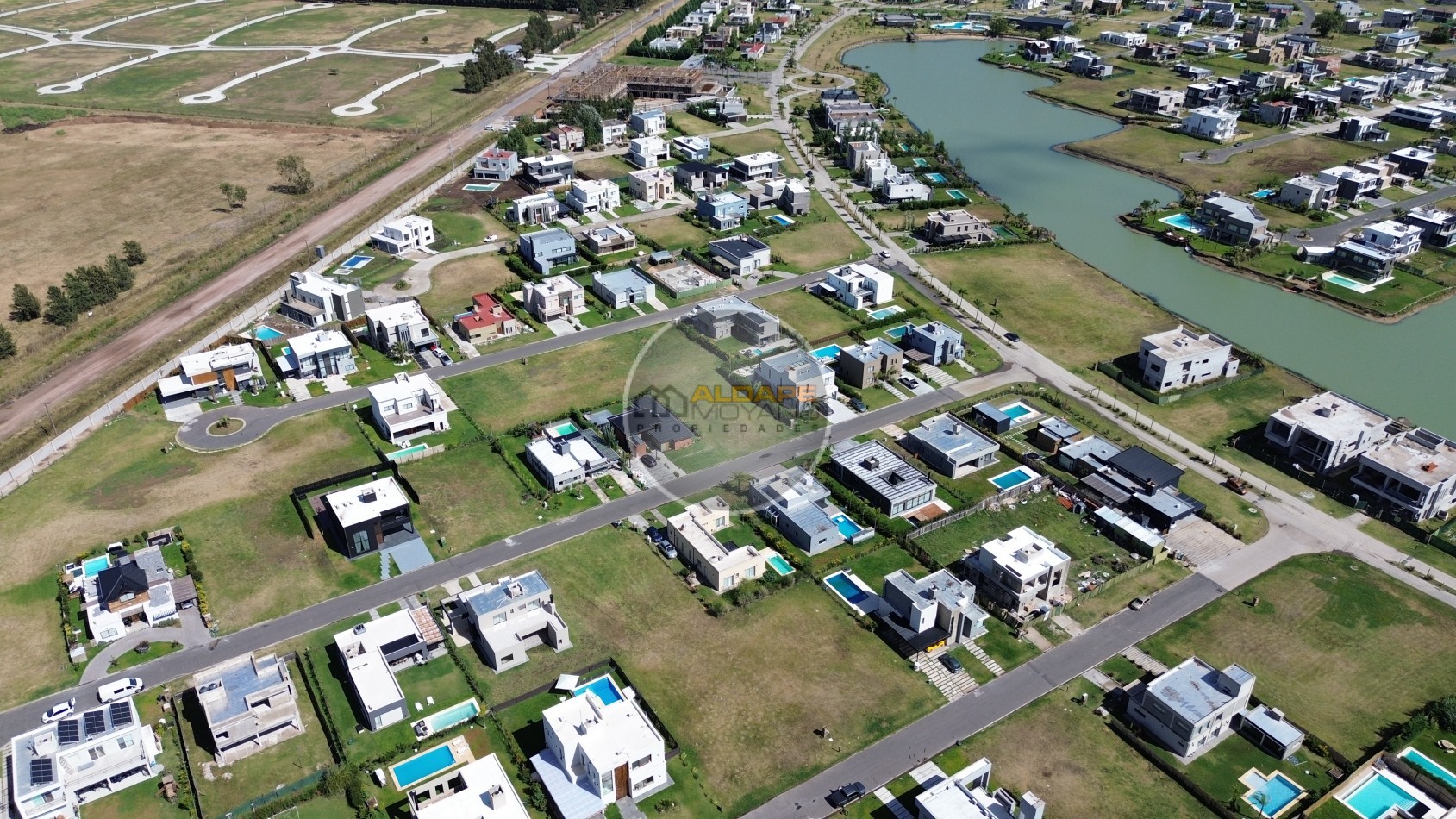 Oportunidad Se vende Terreno "Se puede Financiar" - Lote, Lagos de Canning . (Lote 39, 40, 85 y 86) 