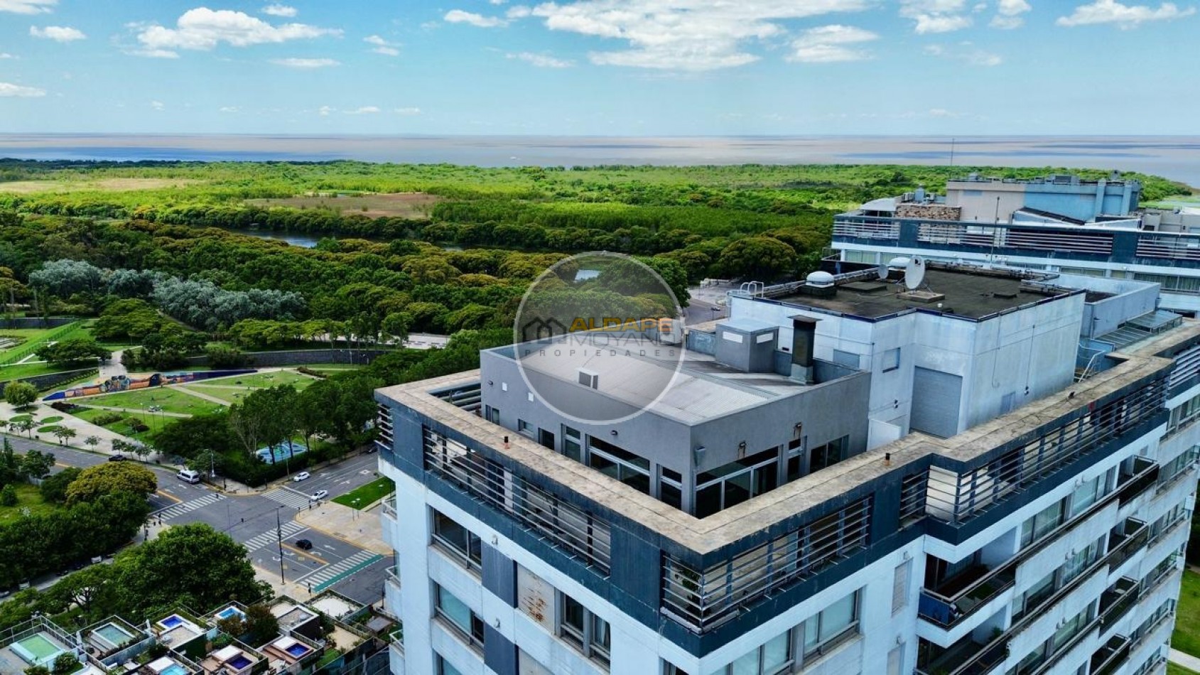 Se Vende Penthouse tres ambientes (Edificio Zencity - Puerto Madero)