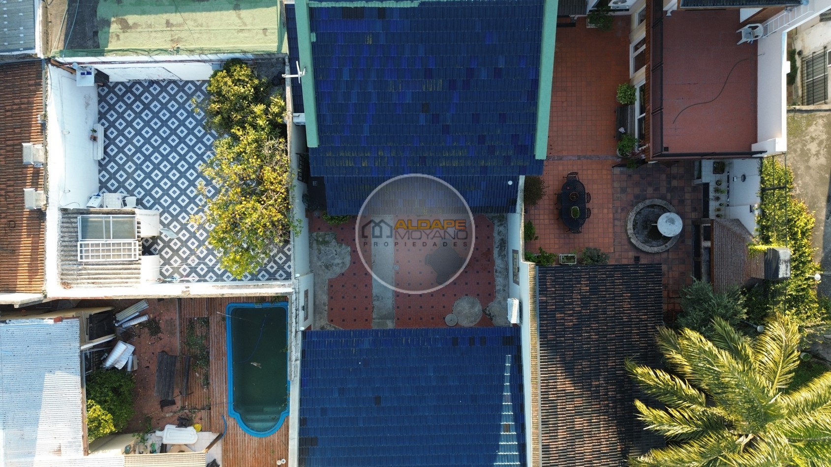 Se Vende Casa Multifamiliar, Cochera Doble, Quincho (Villa Lugano)