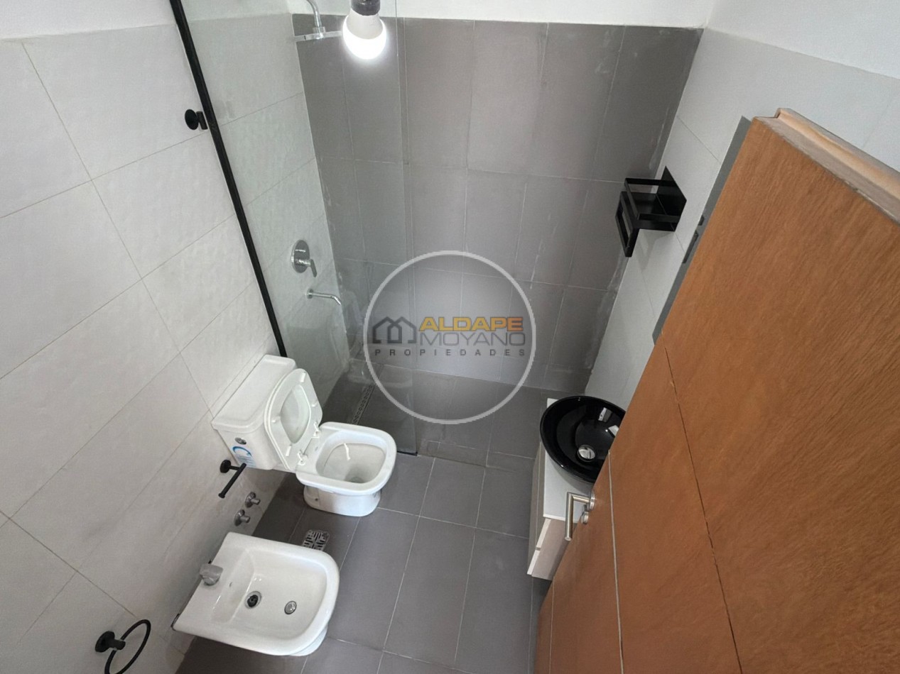 Se vende departamentosemi piso, tres amb. A estrenar!! (Villa Lugano)