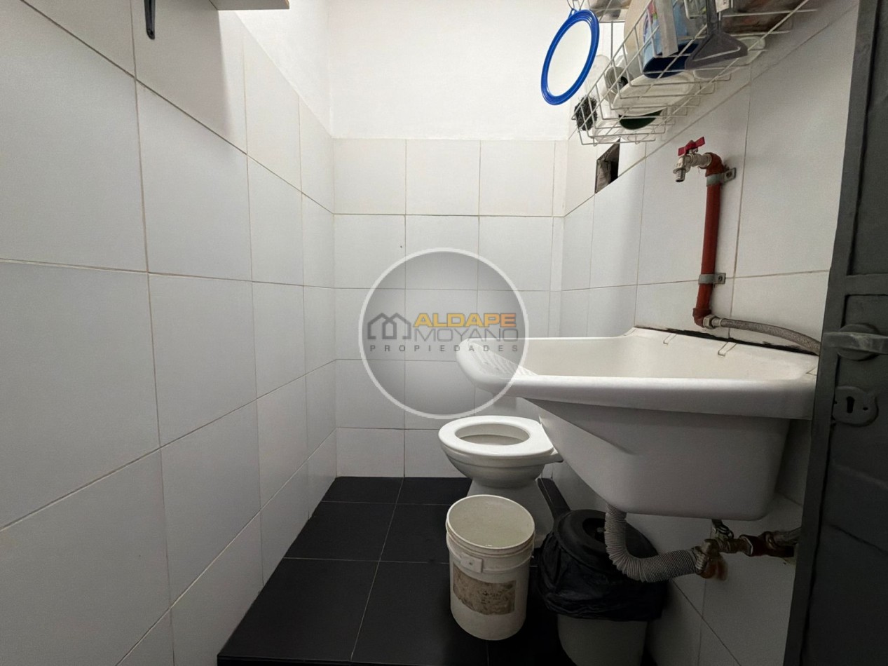 Se Vende fondo de comercio (Heladeria) Villa Celina