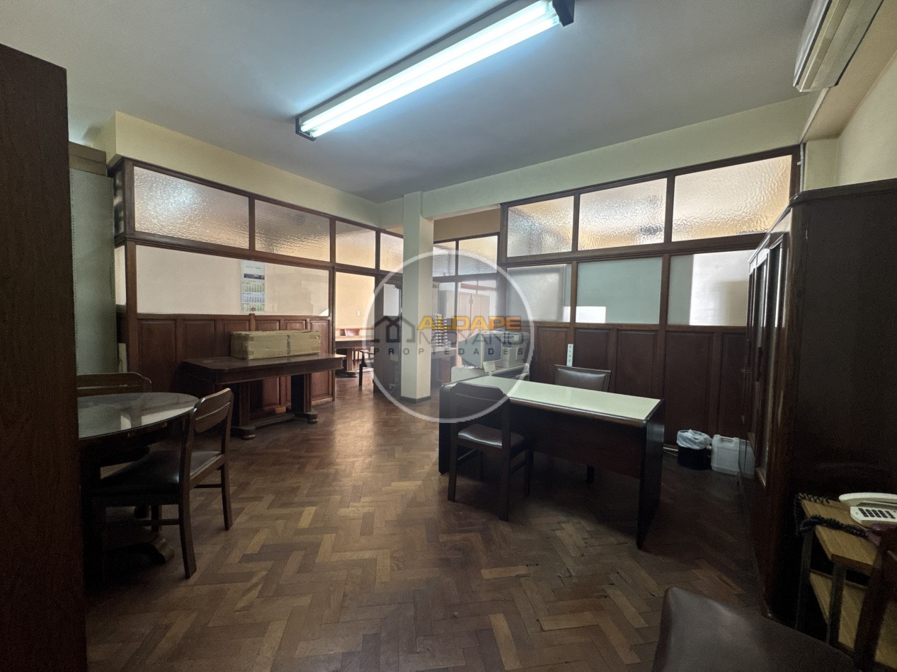 Se Vende Oficina (Monserrat)