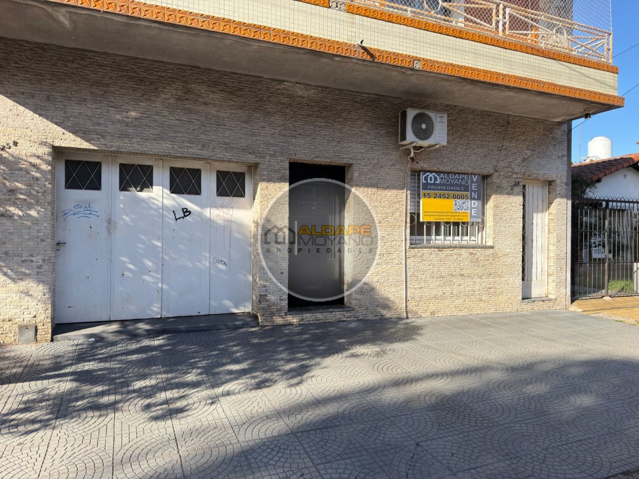 En Venta PH cuatro ambientes con cochera (Lomas del Mirador)