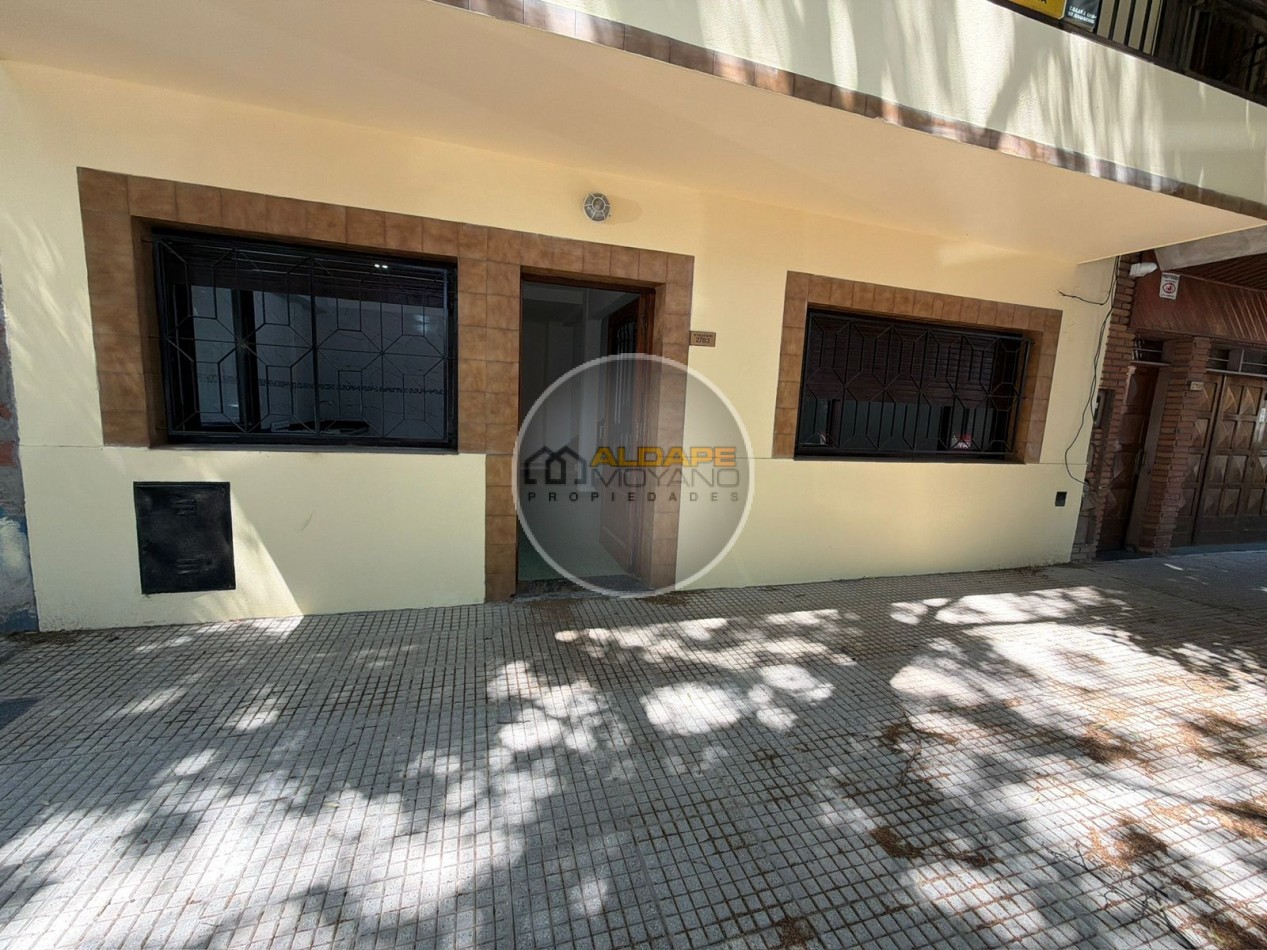 Se vende Casa PH, tres ambientes, totalmente independiente, Devoto