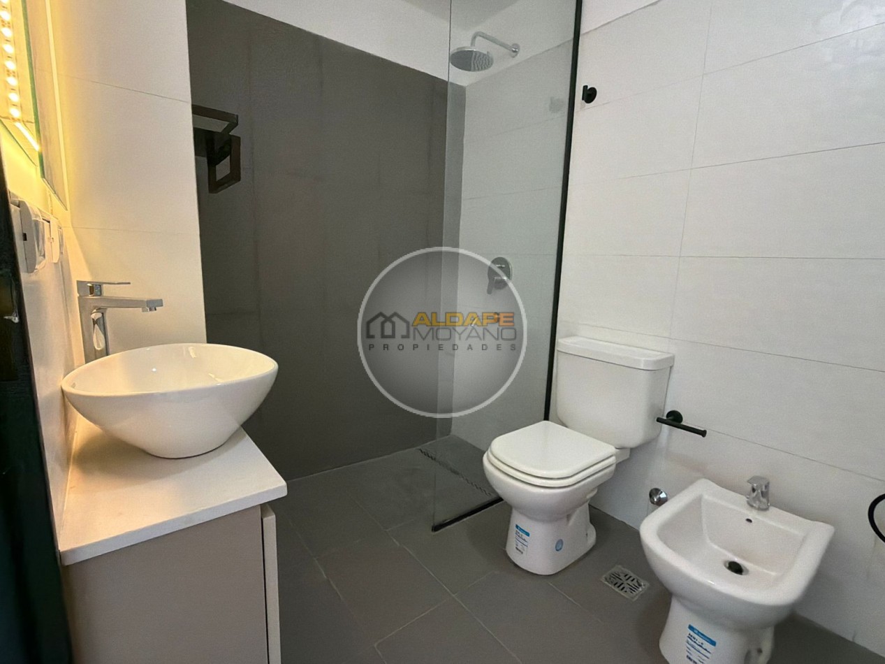 Se vende departamentosemi piso, tres amb. A estrenar!! (Villa Lugano)