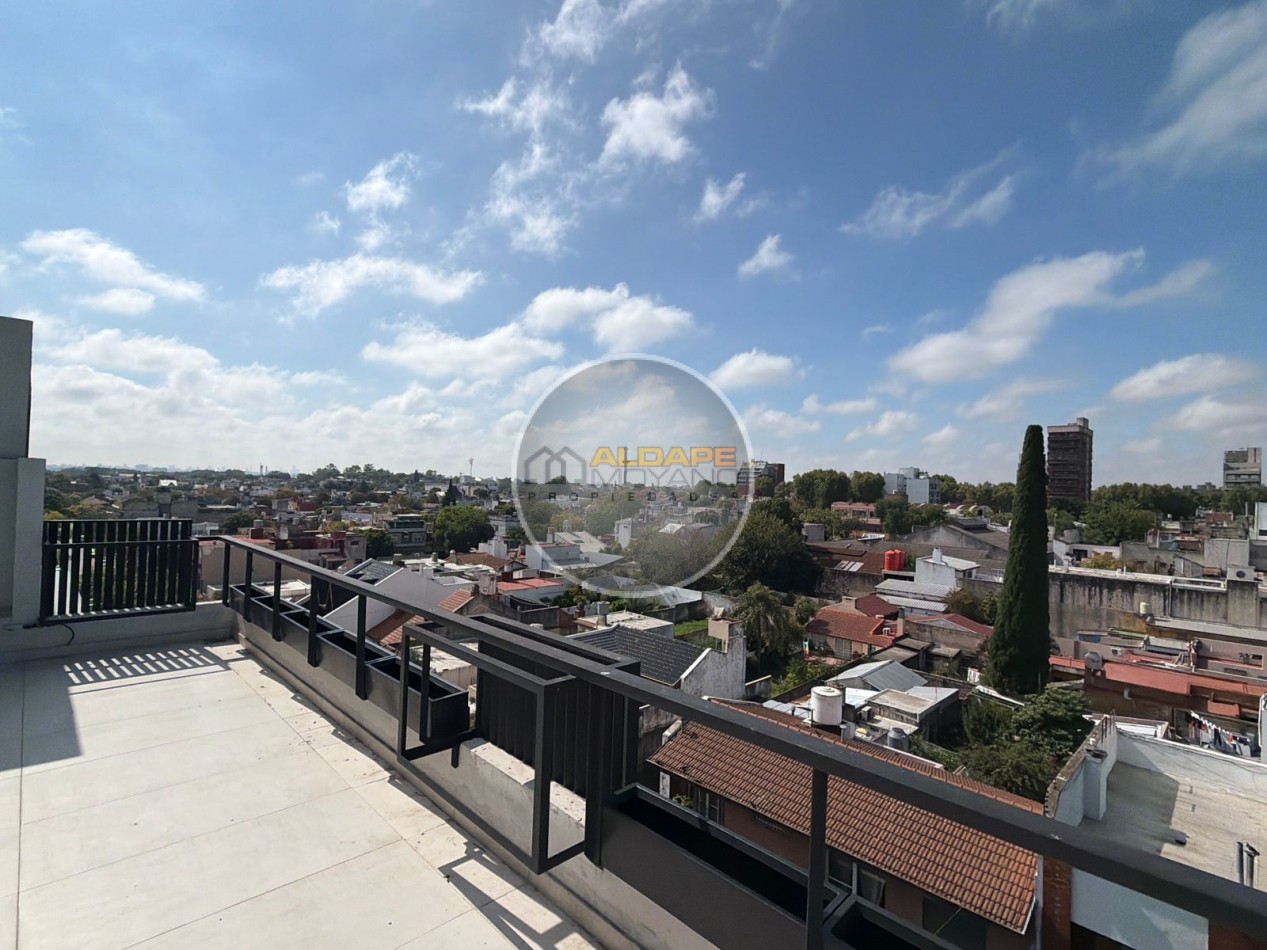 Se vende departamentosemi piso, tres amb. A estrenar!! (Villa Lugano)