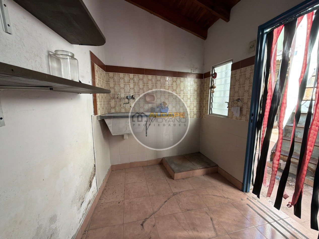 Alquiler comercial: Local, Galpon y vivienda!! (Villa Lugano)