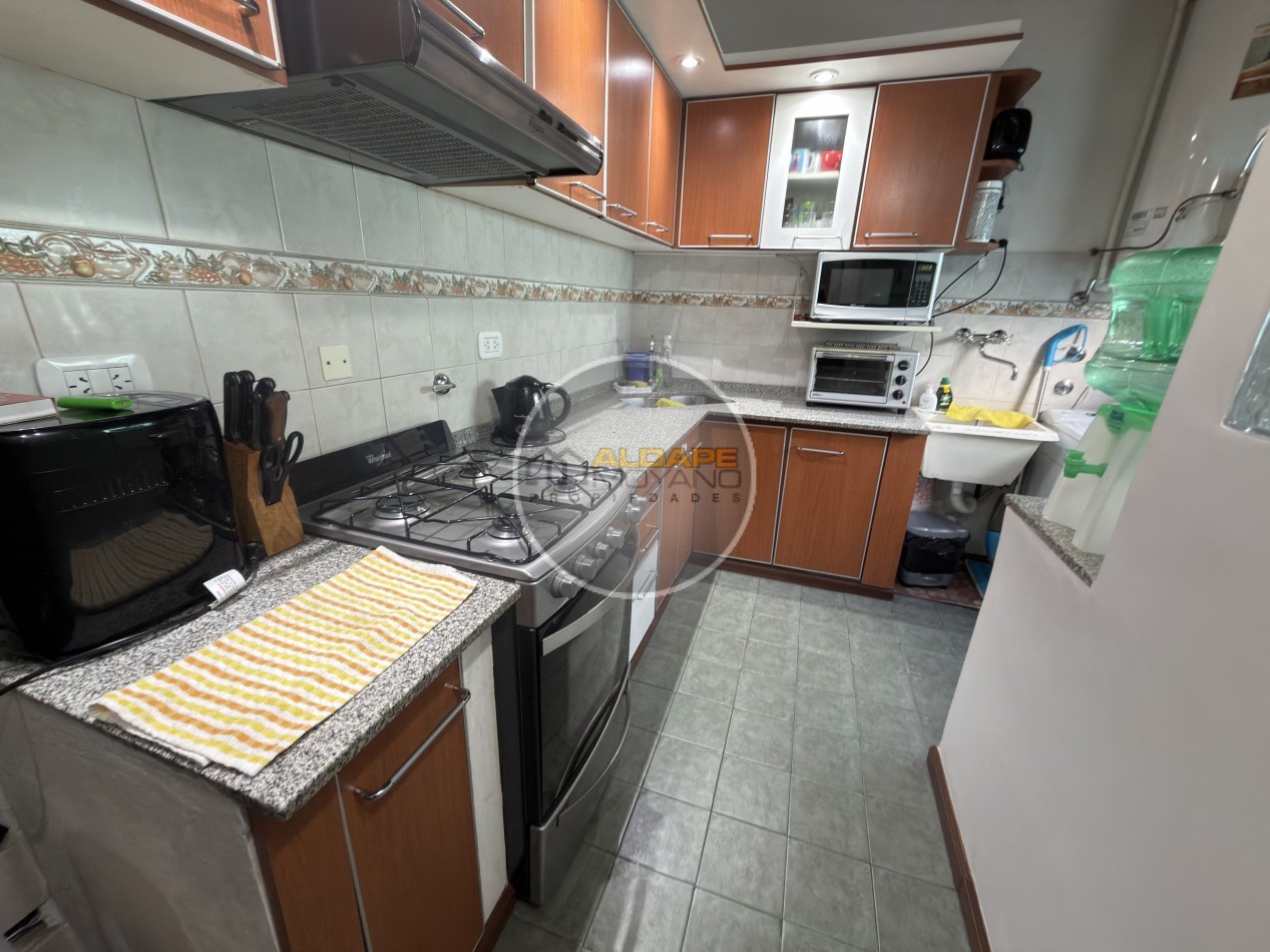 Se Vende PH tres ambientes, Impecable, apto credito (Parque Avellaneda)
