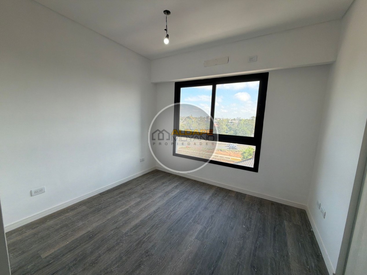 Se vende departamentosemi piso, tres amb. A estrenar!! (Villa Lugano)