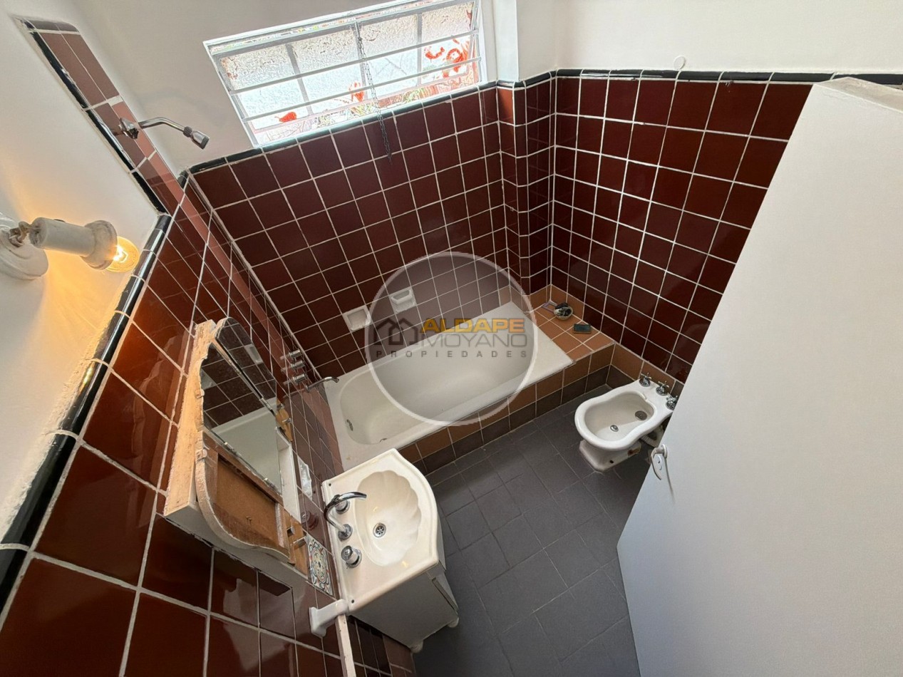 Se vende Casa PH, tres ambientes, totalmente independiente, Devoto