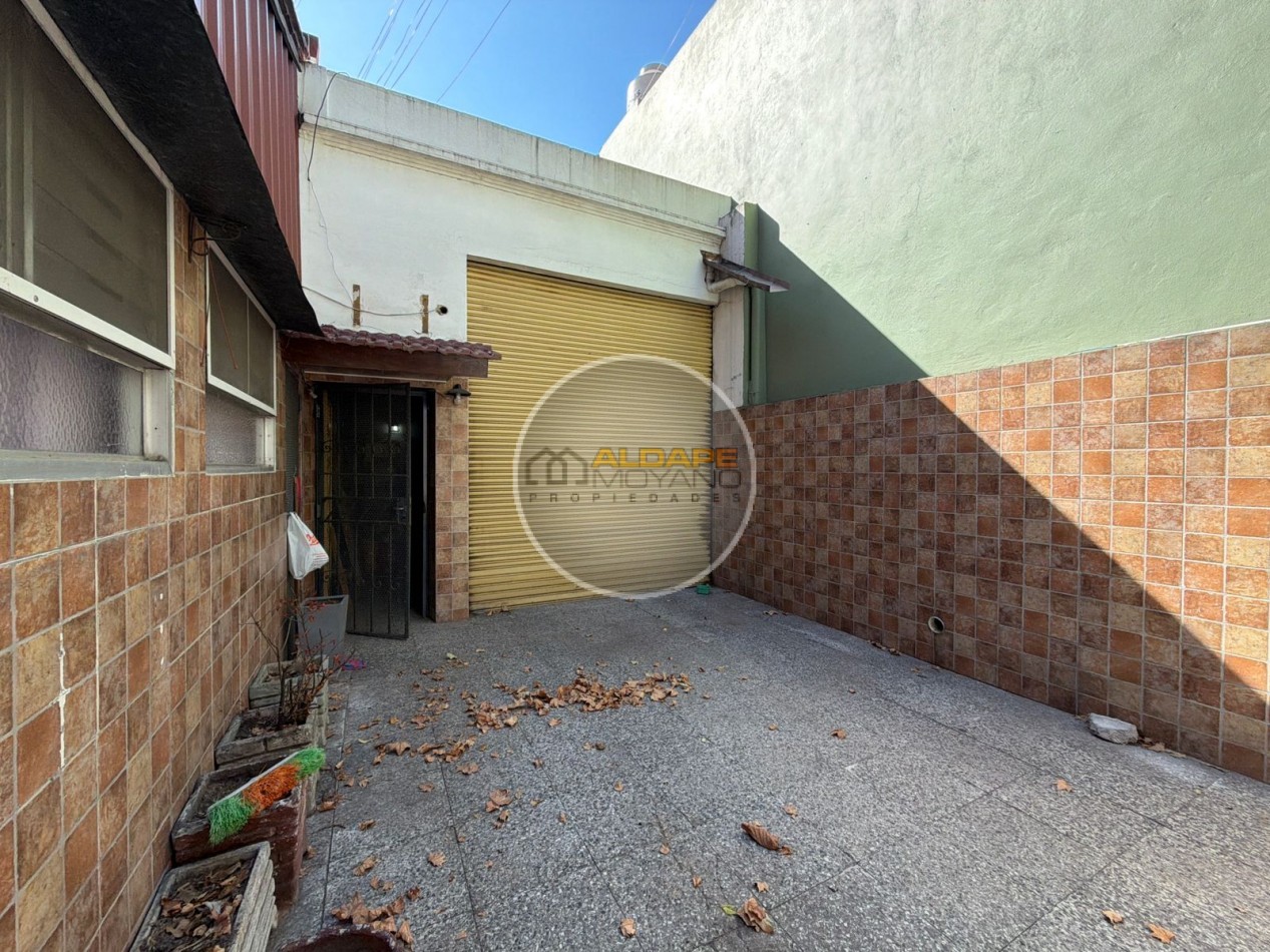 Alquiler comercial: Local, Galpon y vivienda!! (Villa Lugano)