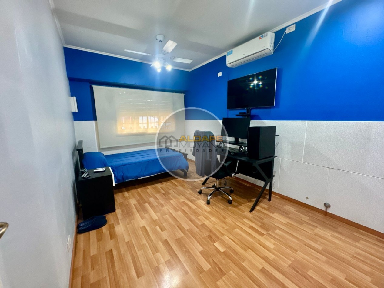 Se vende PH tipo casa, tres ambientes con cochera (Villa Lugano)