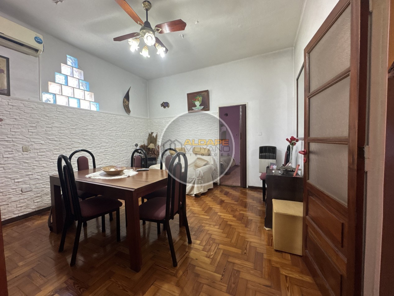 Se Vende Casa ideal multifamiliar, con piscina y garage (Tablada)