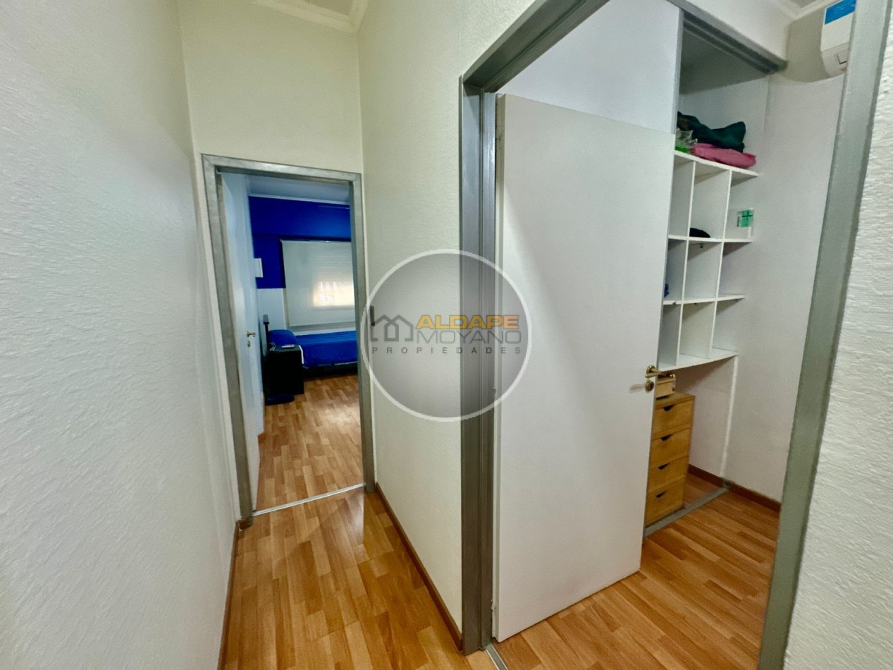 Se vende PH tipo casa, tres ambientes con cochera (Villa Lugano)