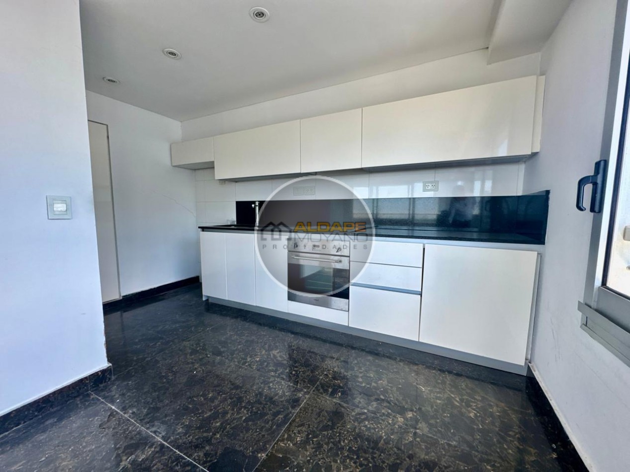 Se Vende Penthouse tres ambientes (Edificio Zencity - Puerto Madero)