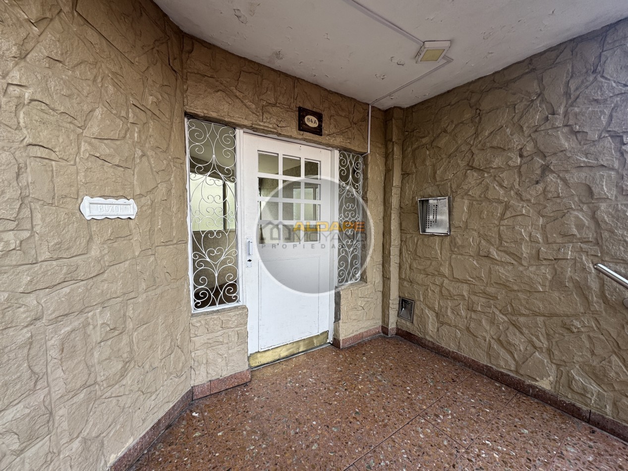 Se Vende Departamento Tres ambientes (Barrio Piedrabuena) Edificio 54