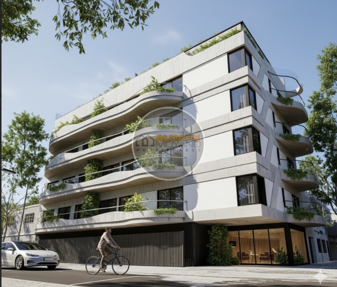 Se vende Casa/Lote con planos aprobados. (1000 metros vendibles)