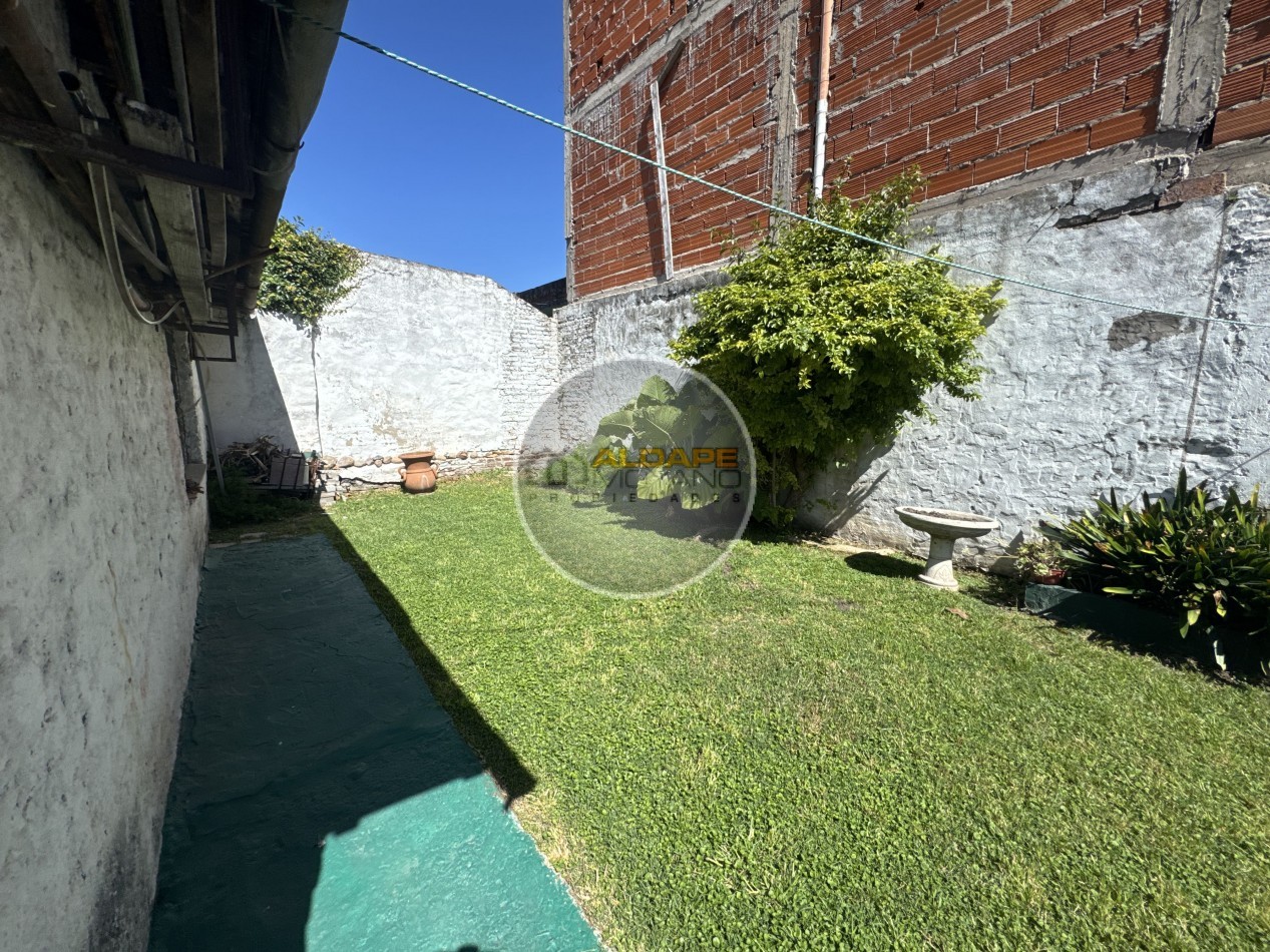 Se Vende Casa ideal multifamiliar, con piscina y garage (Tablada)