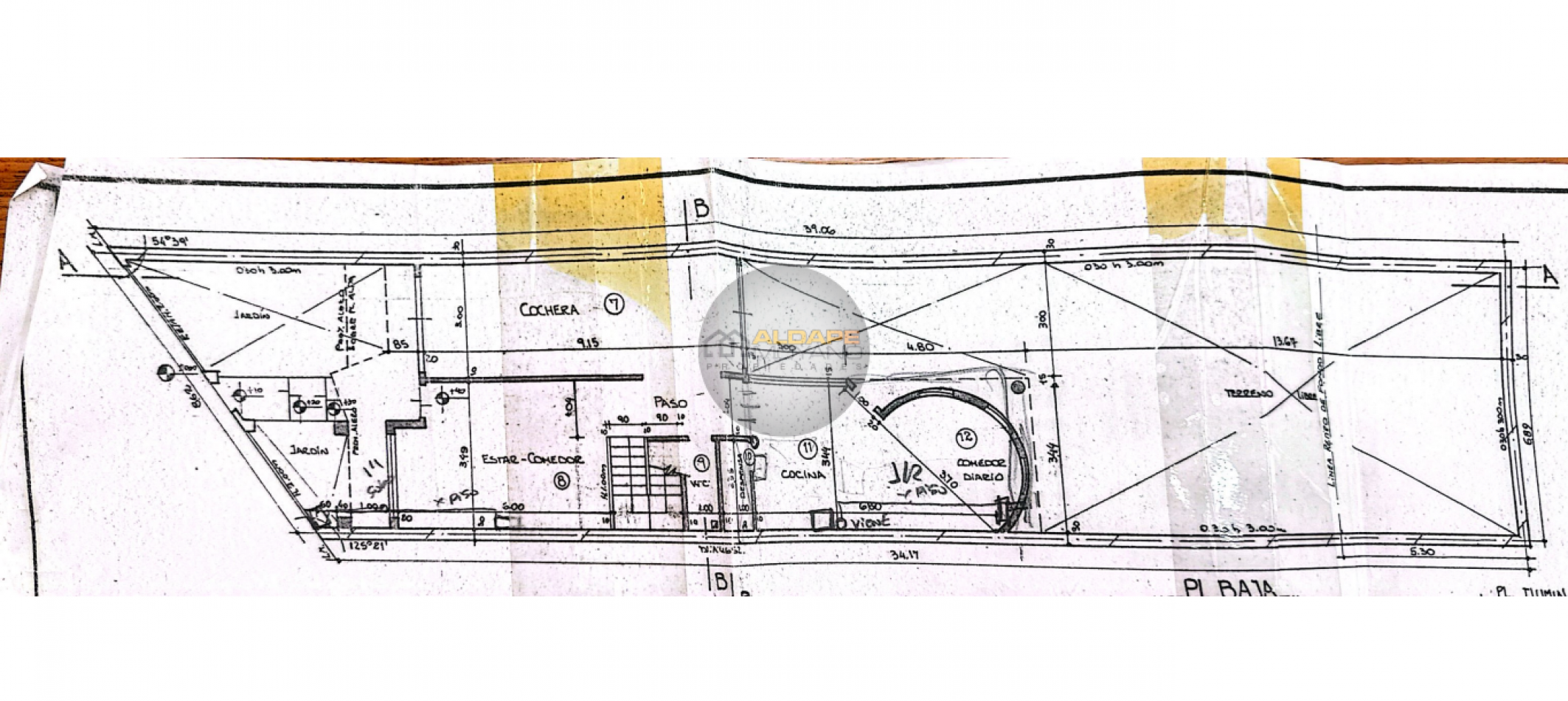 Se Vende Casa Cuatro ambientes, cochera pasante, Excelente (Lanus Oeste)