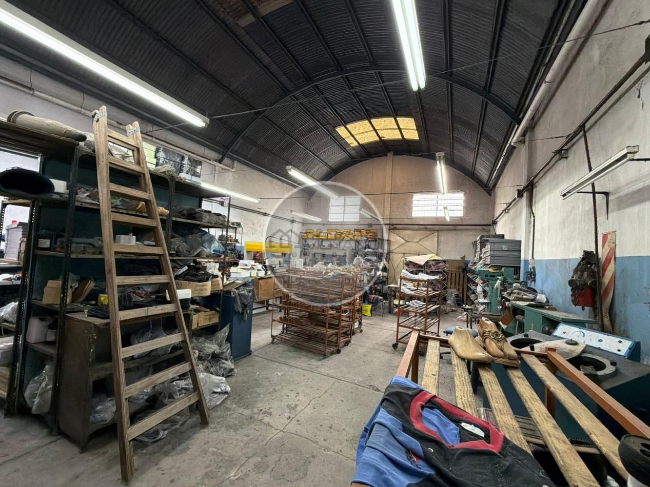 Se vende fondo de comercio/ instalaciones/para el Rubro Calzado, Oportunidad!! (villa lugano)