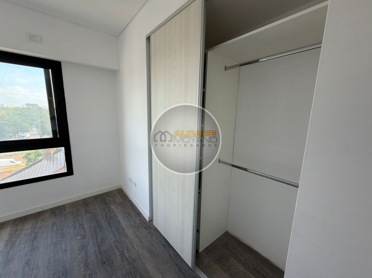 Se vende departamentosemi piso, tres amb. A estrenar!! (Villa Lugano)