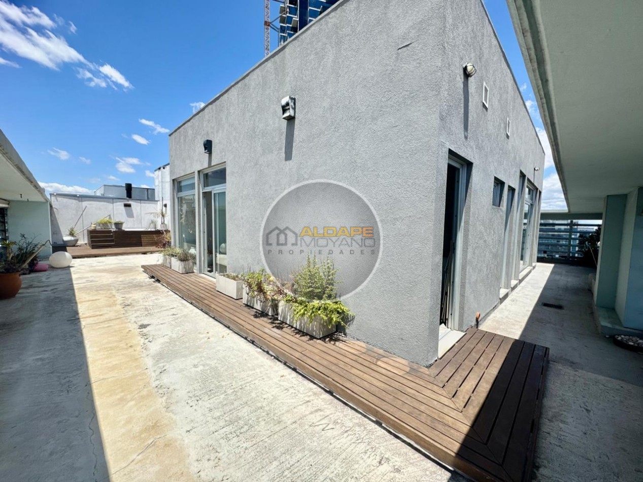 Se Vende Penthouse tres ambientes (Edificio Zencity - Puerto Madero)