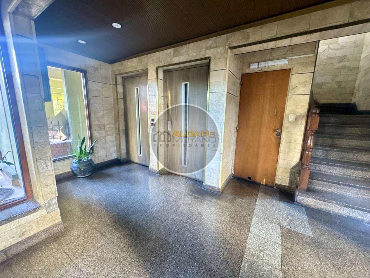 Se Vende departamento tres ambientes (barrio copello)