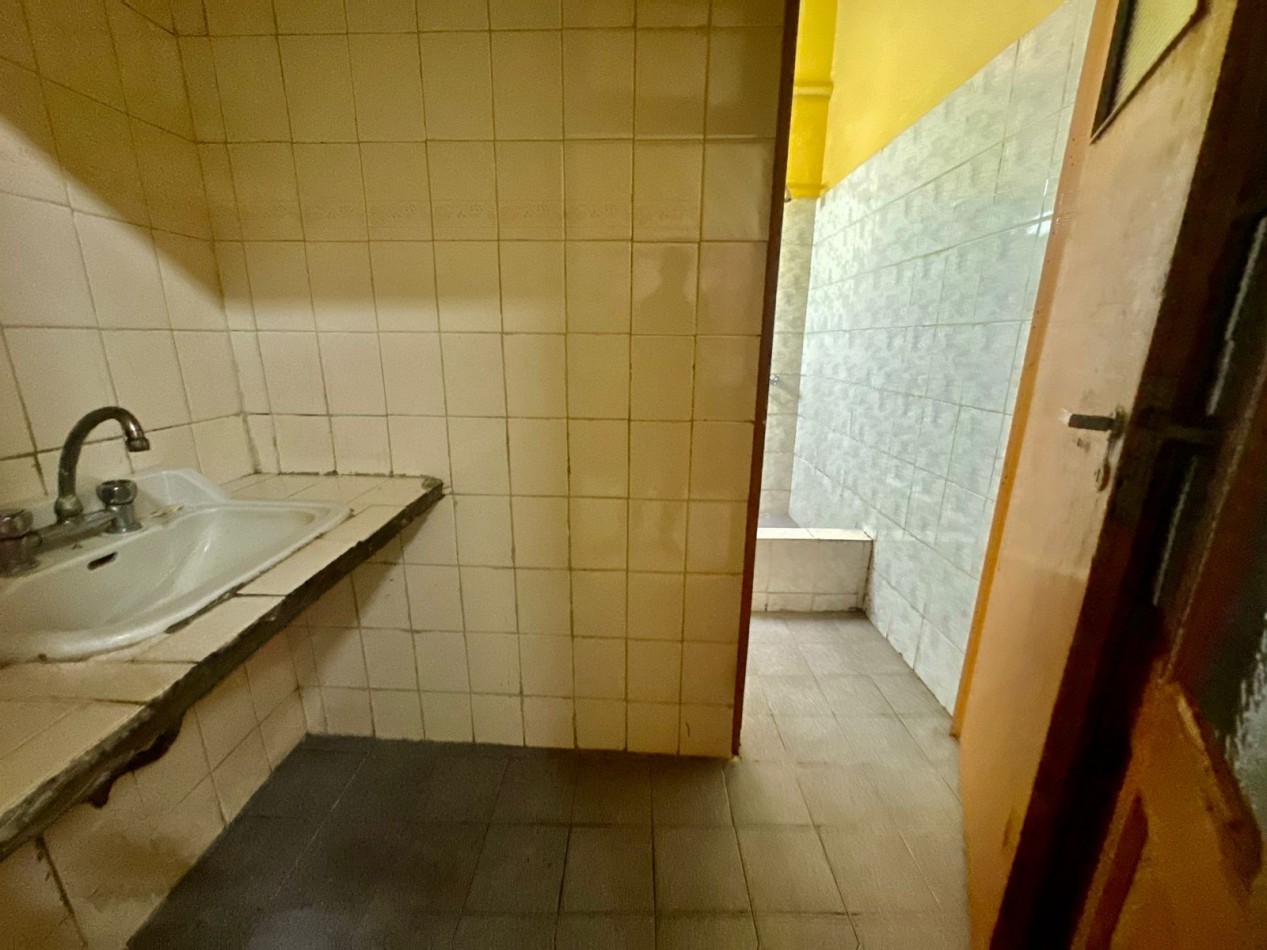 Se Vende Local Comercial. (Villa Lugano)