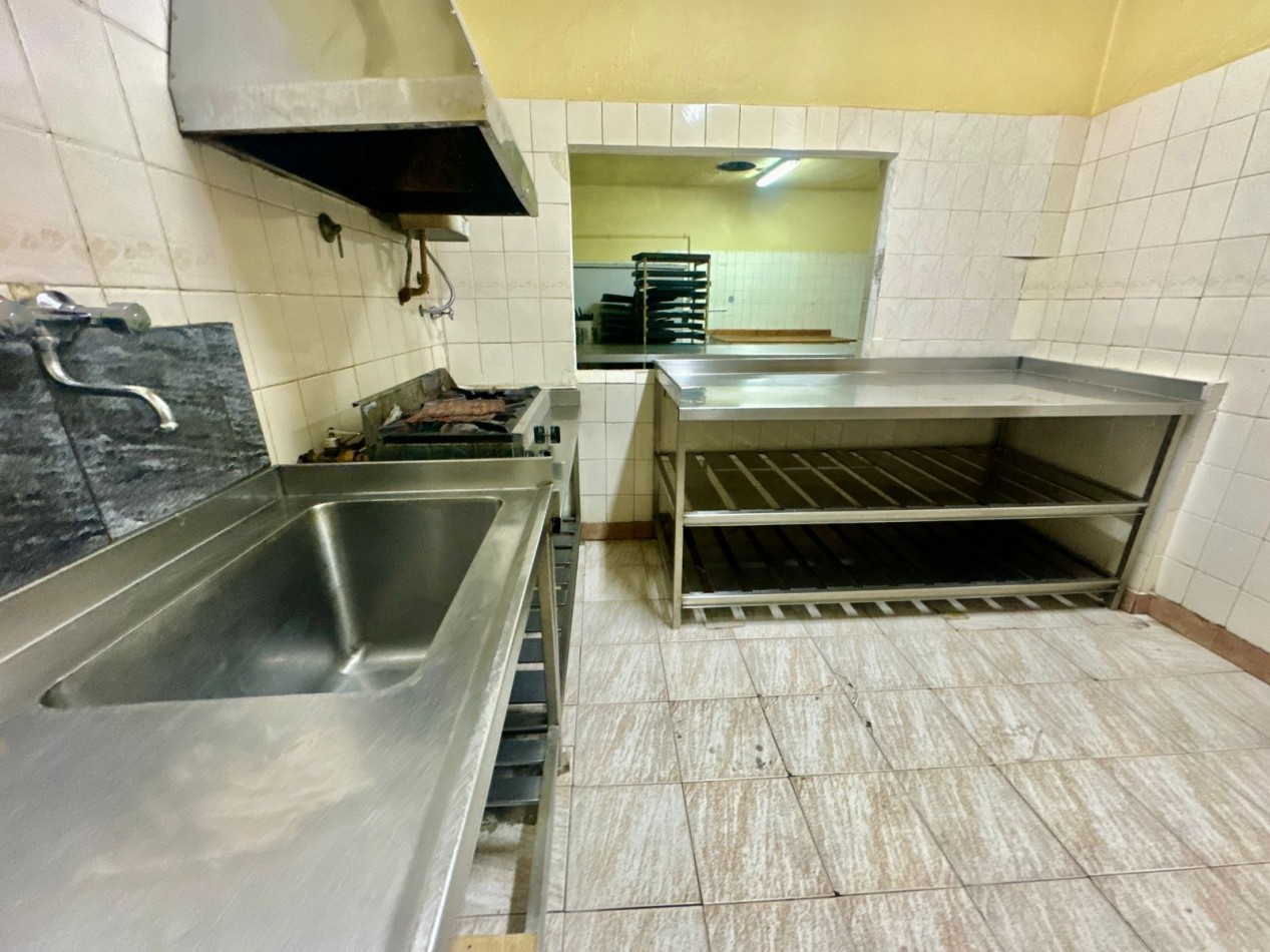 Se Vende Local Comercial. (Villa Lugano)