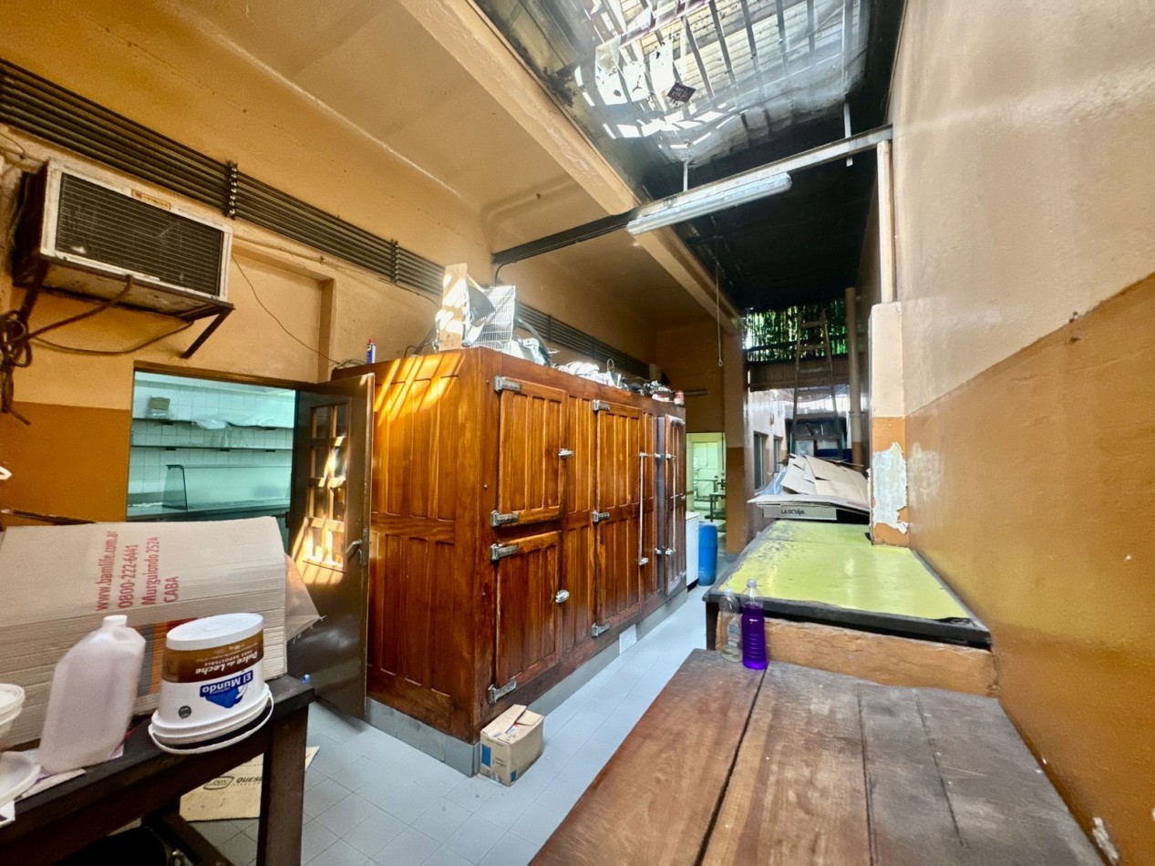 Se Vende Local Comercial. (Villa Lugano)