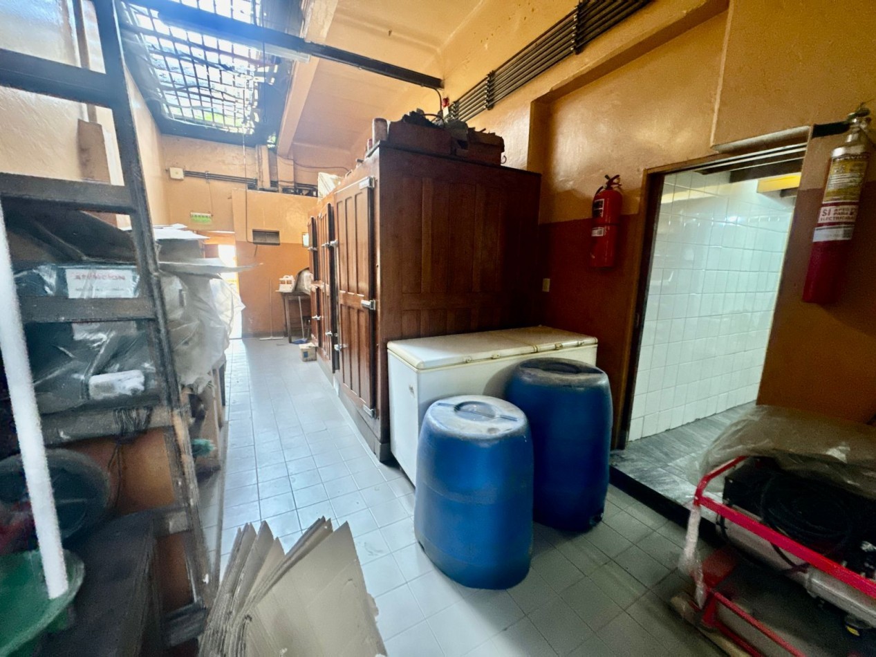 Se Vende Local Comercial. (Villa Lugano)