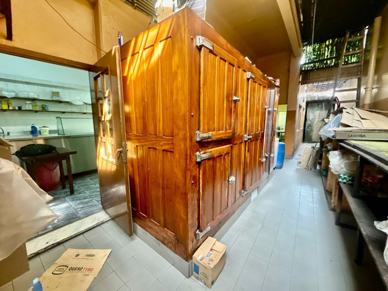 Se Vende Local Comercial. (Villa Lugano)