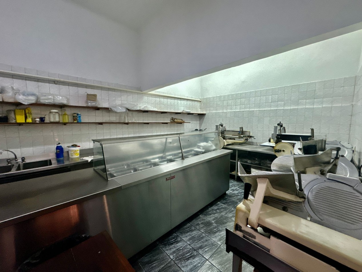 Se Vende Local Comercial. (Villa Lugano)