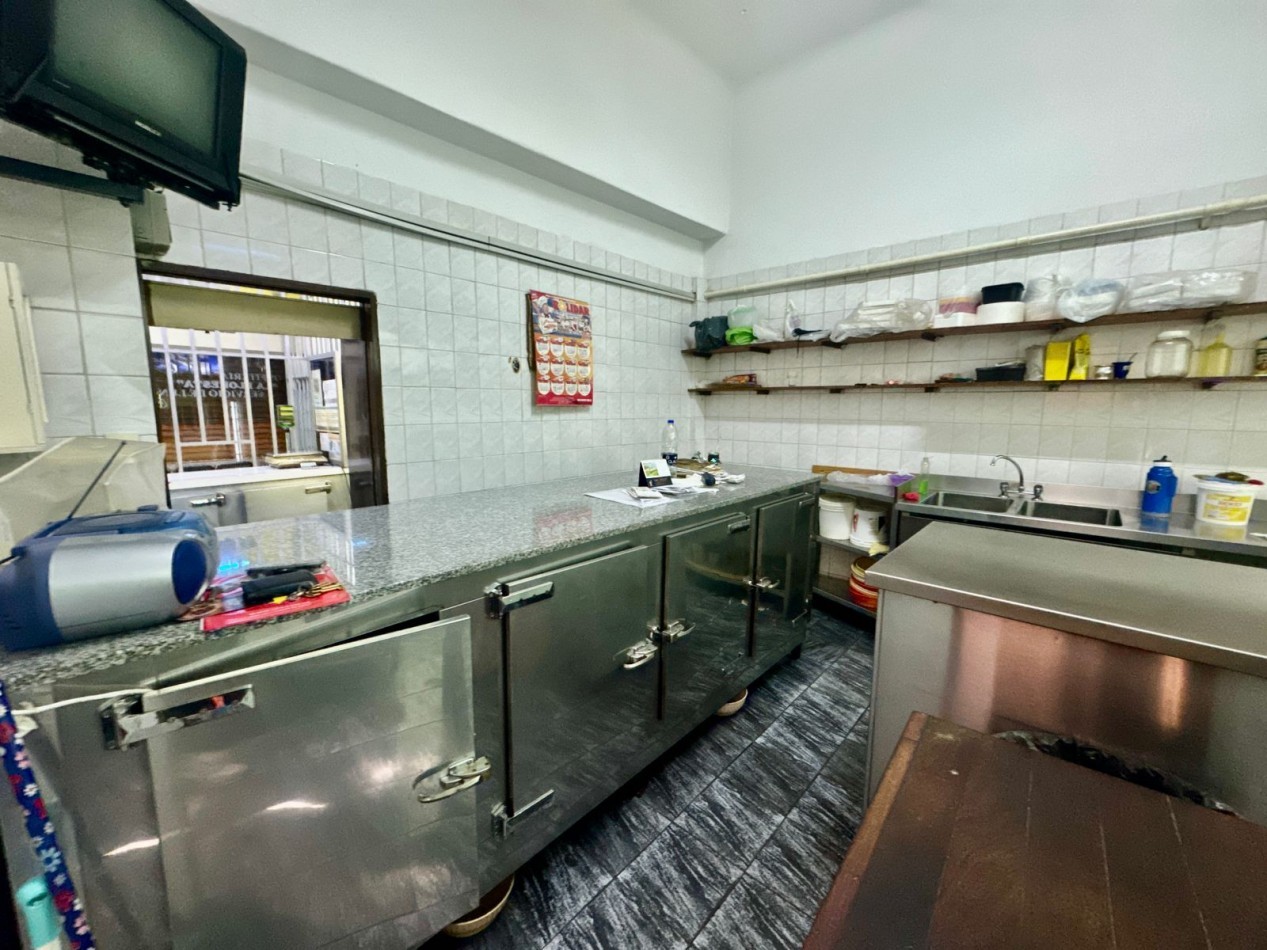 Se Vende Local Comercial. (Villa Lugano)