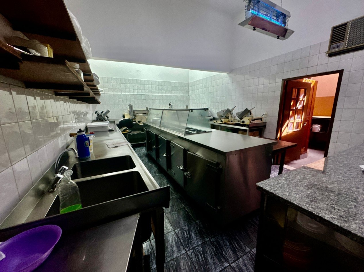 Se Vende Local Comercial. (Villa Lugano)