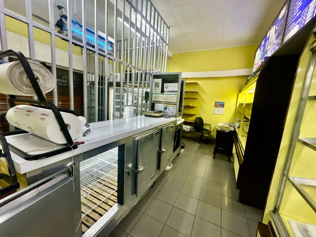 Se Vende Local Comercial. (Villa Lugano)