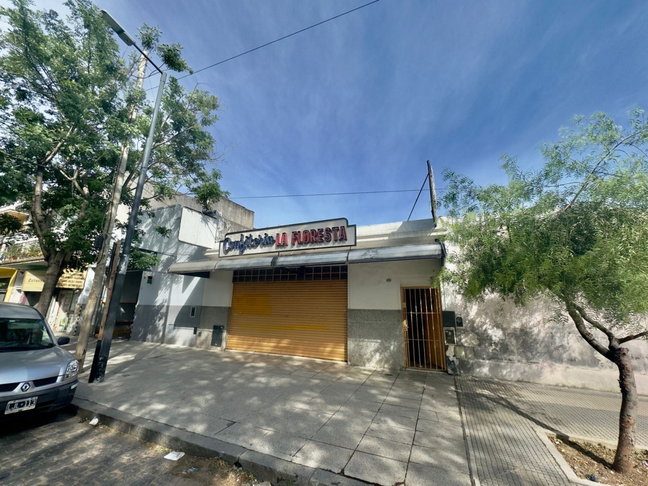 Se Vende Local Comercial. (Villa Lugano)