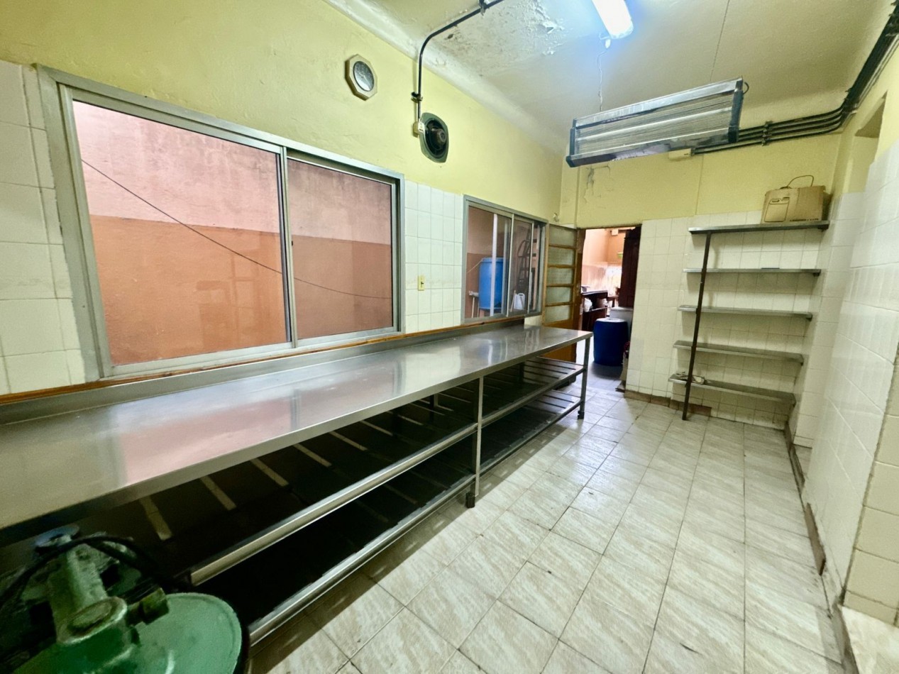 Se Vende Local Comercial. (Villa Lugano)