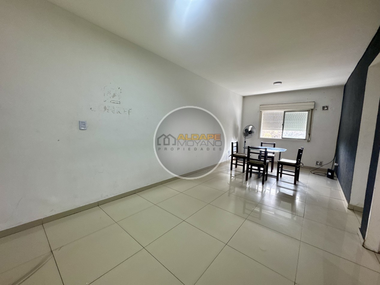 Se Vende departamento tres ambientes con cochera descubierta (villa madero)