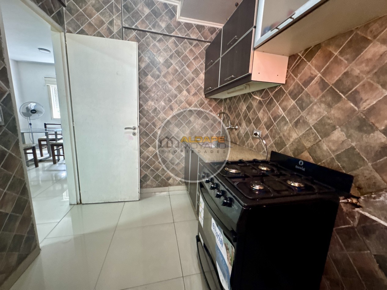 Se Vende departamento tres ambientes con cochera descubierta (villa madero)