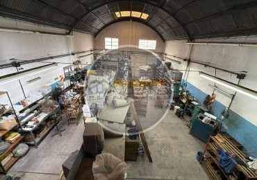 Se vende fondo de comercio/ instalaciones/para el Rubro Calzado, Oportunidad!! (villa lugano)